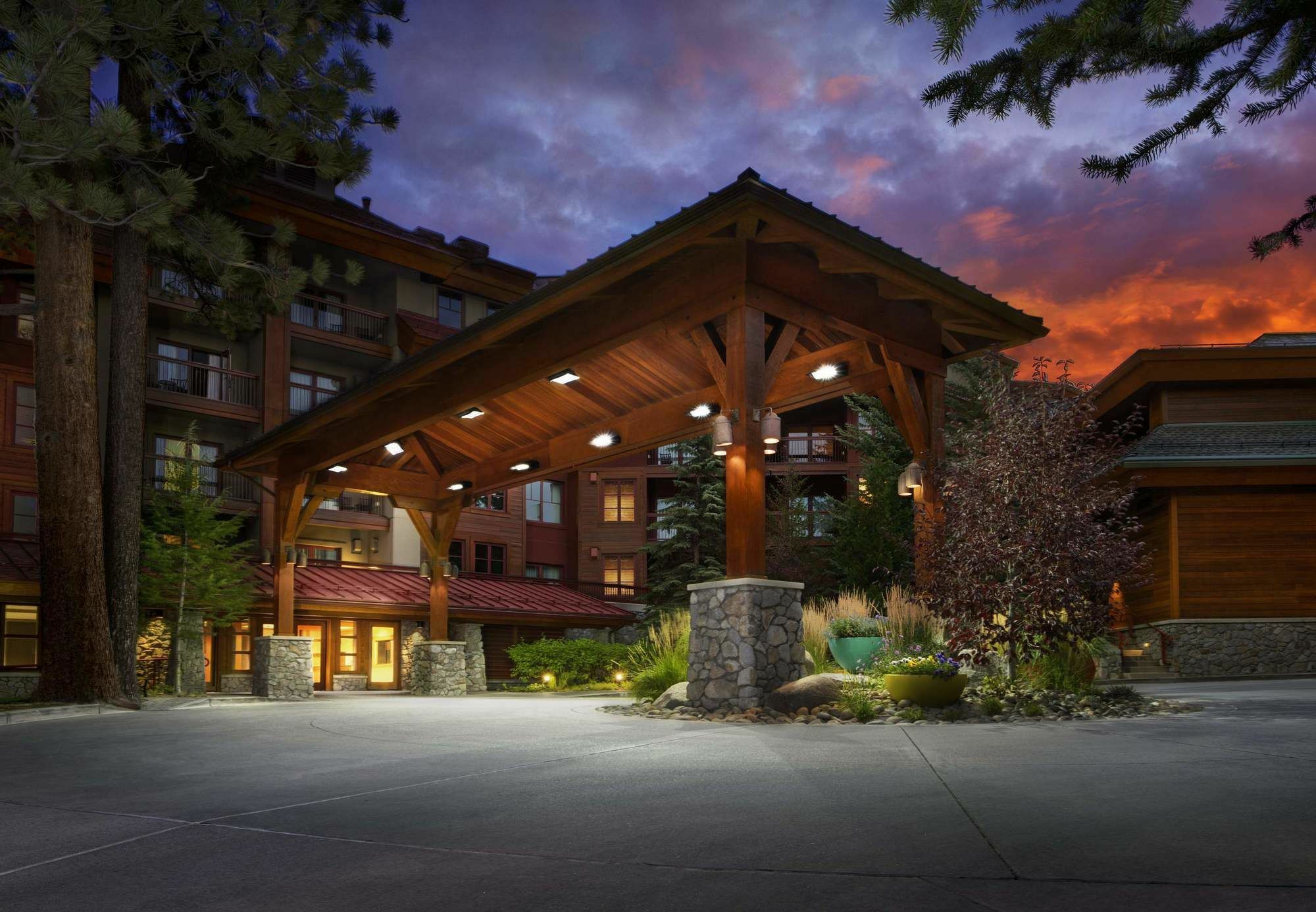 Grand Residences By Marriott Tahoe 1 To 3 Bedrooms And Pent Stateline Exterior photo